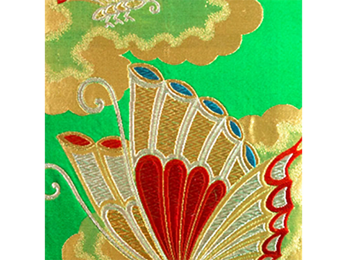 正絹の帯を椅子の張地にする製縫の技術