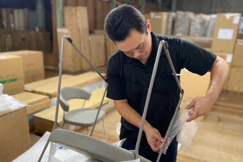 お客様のもとにお届けするまで自社で対応